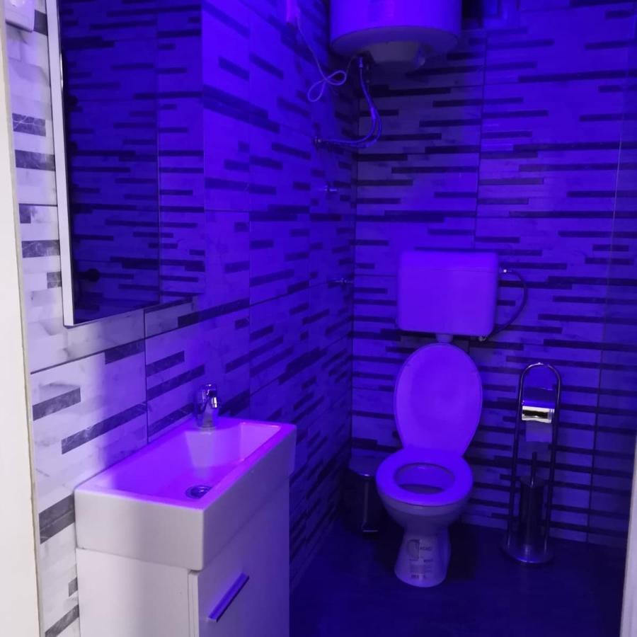 Apartman U Centru Sid Bagian luar foto